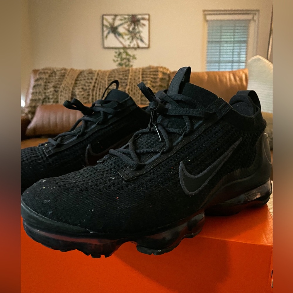 BACK2SCHOOLSALE‼️Nike Air VaporMax 2021 FK💯